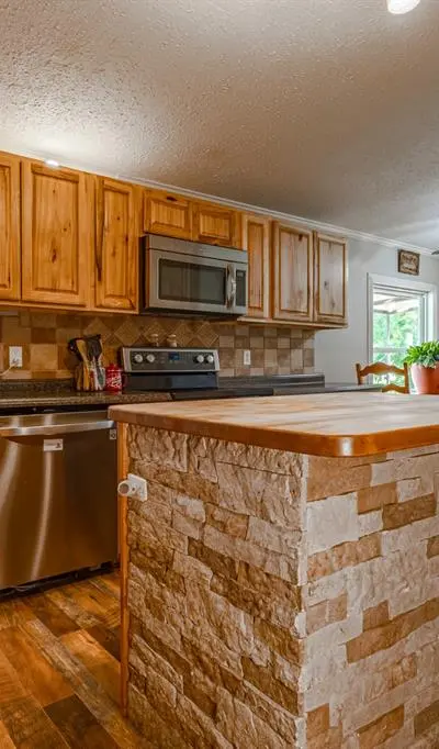 75 Southern Drive, Mineral Wells TX 76067 - Photo 5