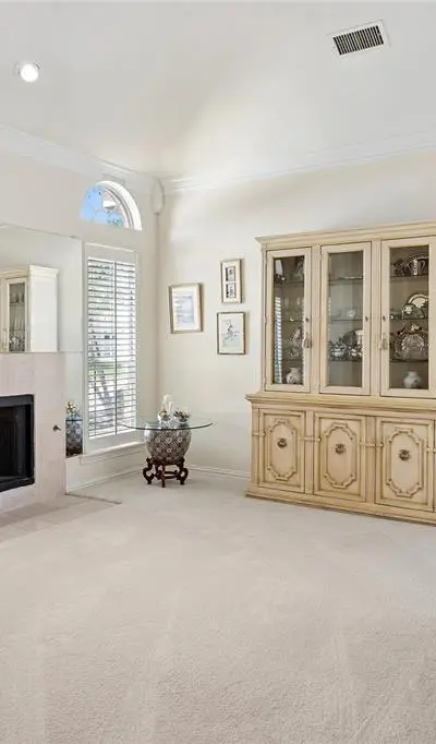 4267 Timberglen Road, Dallas TX 75287 - Photo 3