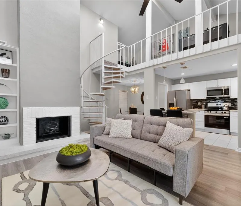 9145 Emberglow Lane, Dallas TX 75243