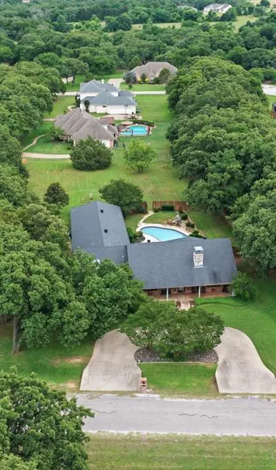 7512 Woodland Drive, Alvarado TX 76009 - Photo 2