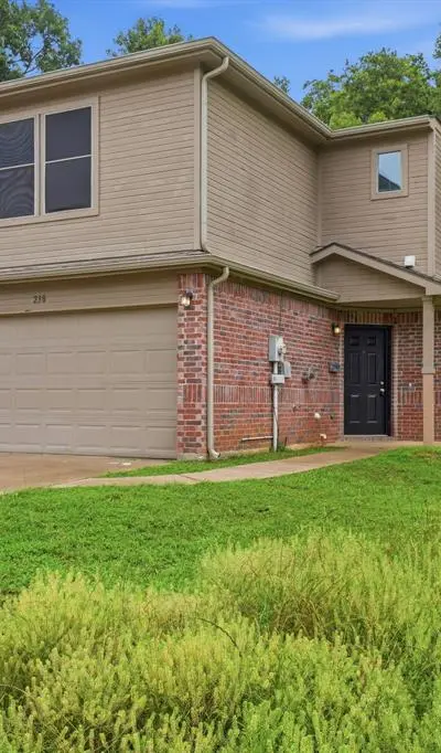 238 Creek Cove Drive, Dallas TX 75217 - Photo 2