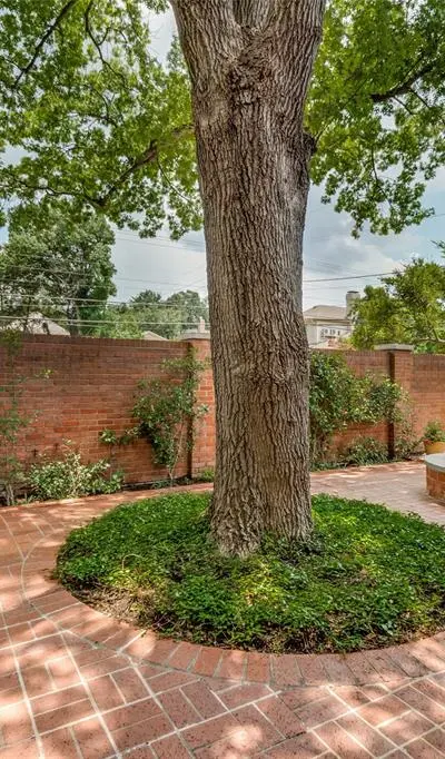 4301 Fairfax Avenue, Highland Park TX 75205
