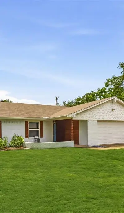 11015 Odette Avenue, Dallas TX 75228
