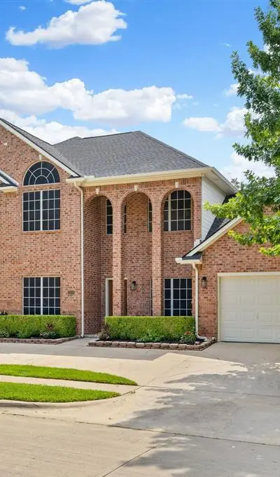 1210 Colby Court, Irving TX 75060 - Photo 2