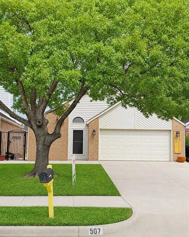 507 BRIARCLIFF, Garland TX 75043