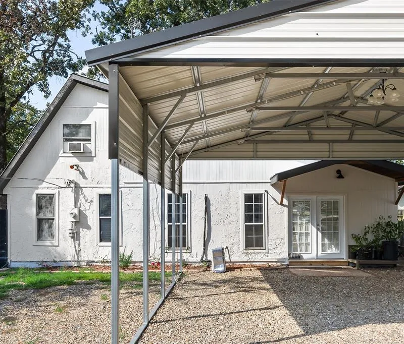 136 Private Road 7708, Emory TX 75440