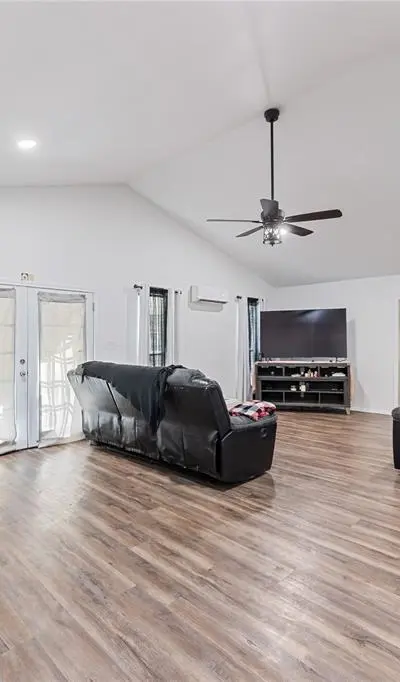 136 Private Road 7708, Emory TX 75440 - Photo 3