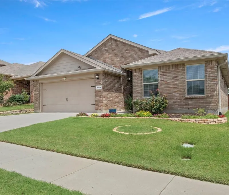 8209 Karole Drive, Fort Worth TX 76120