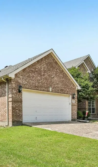 1421 Stone Bend Lane, Flower Mound TX 75028 - Photo 4