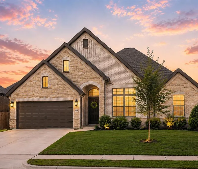 1224 Palo Duro Court, Burleson TX 76028