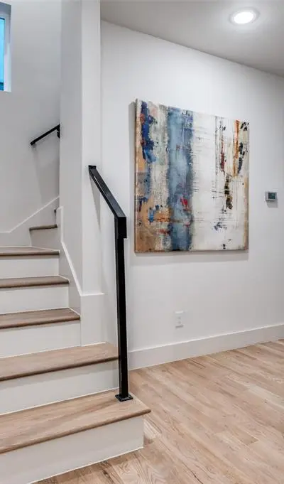 2900 Hawthorne Avenue # 102, Dallas TX 75219 - Photo 2