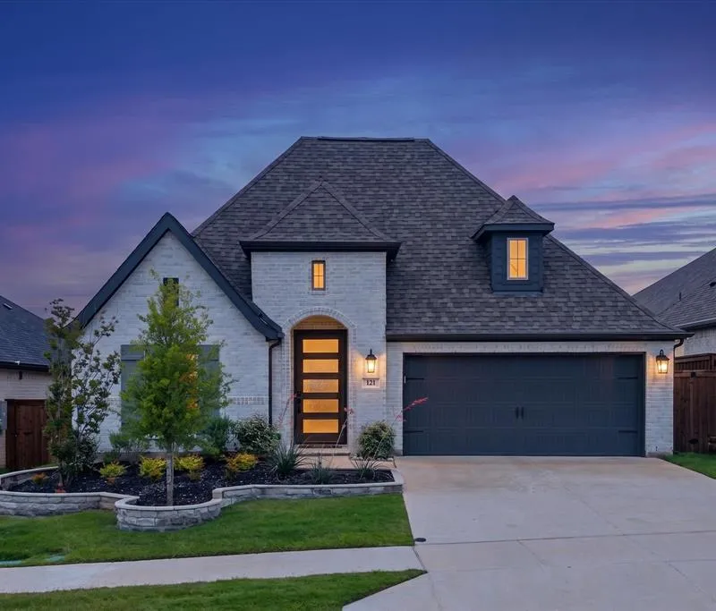 121 Tierra Blanca Lane, Rhome TX 76078
