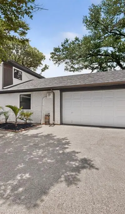 150 S Woodland Trail, Double Oak TX 75077 - Photo 3