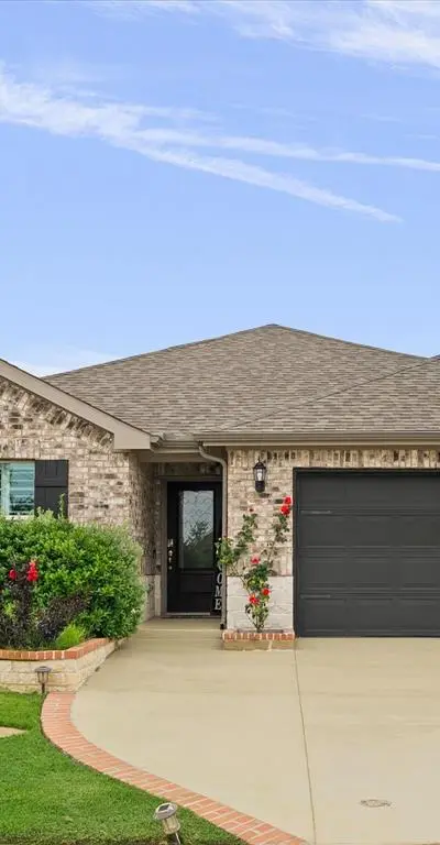 1512 Berry Ridge Trail, Aubrey TX 76227