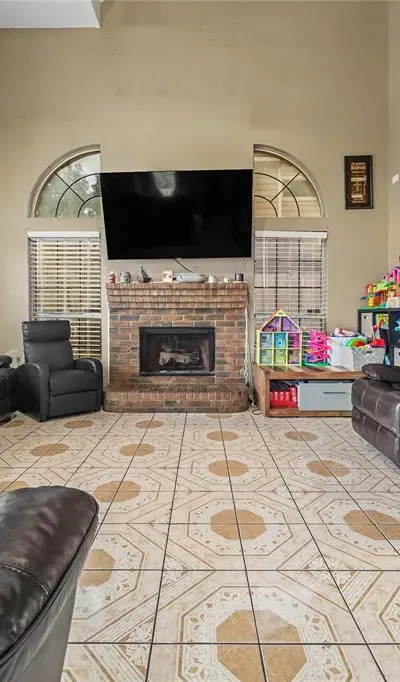 1517 Cool Springs Drive, Mesquite TX 75181 - Photo 5