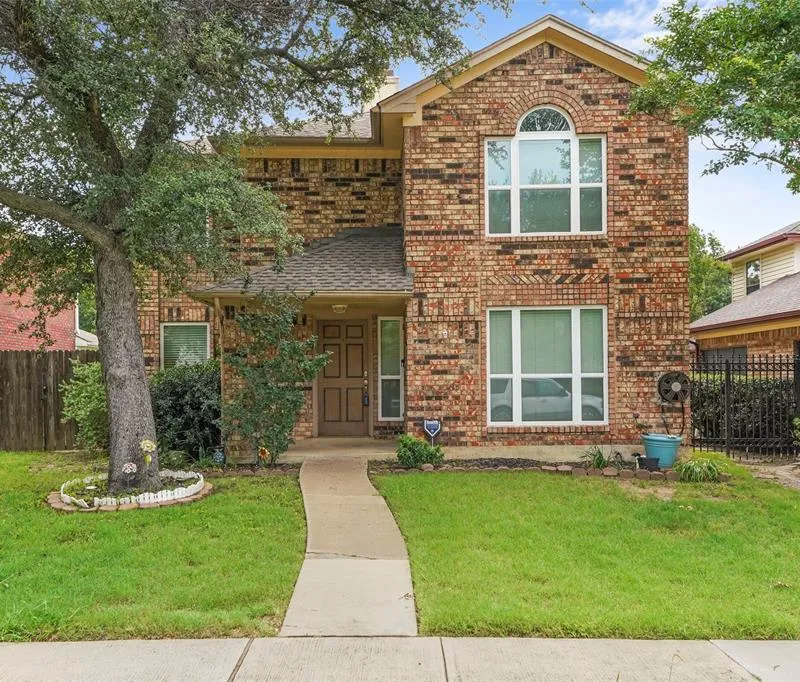 2924 Peninsula Way, Carrollton TX 75007