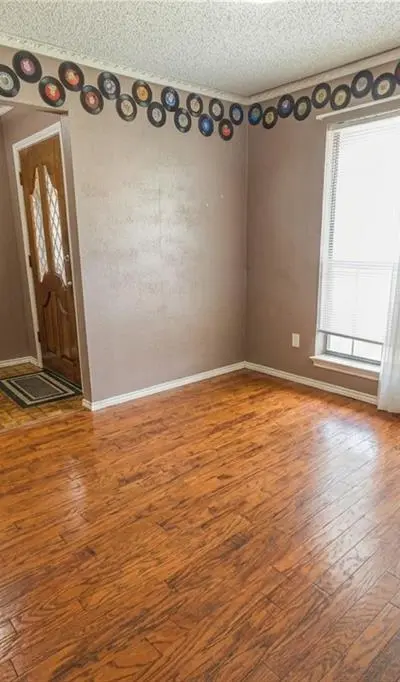 338 Marriott Lane, Garland TX 75040 - Photo 4