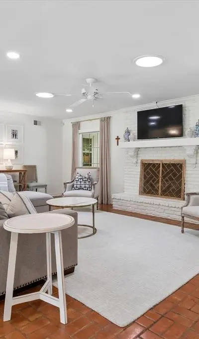 11439 Rosser Road, Dallas TX 75229 - Photo 2