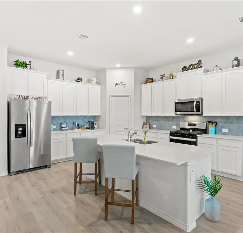 10017 Gray Barrel Drive, Aubrey TX 76227
