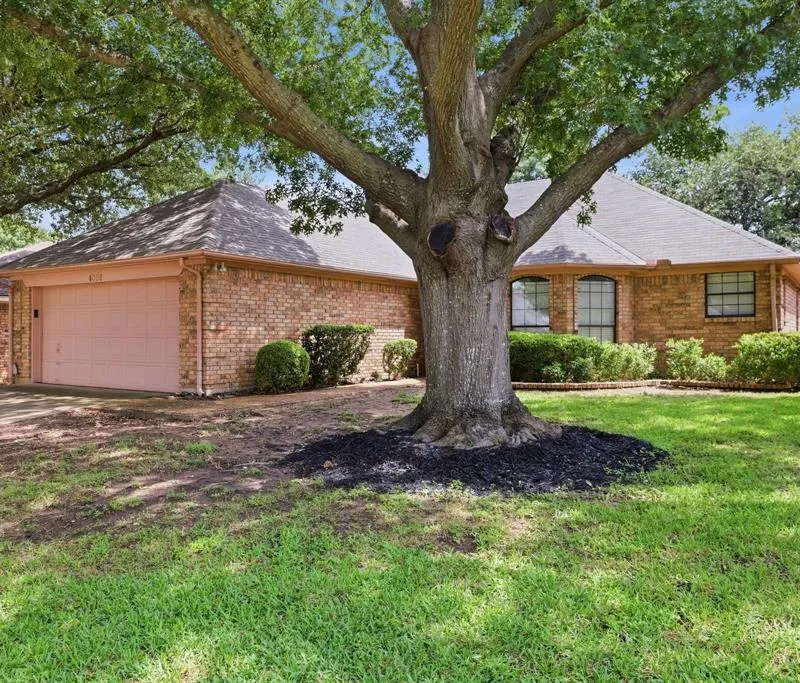 4009 Brookway Drive, Fort Worth TX 76123