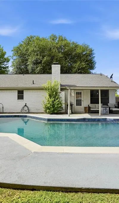 1701 Tobie Layne Street, Benbrook TX 76126