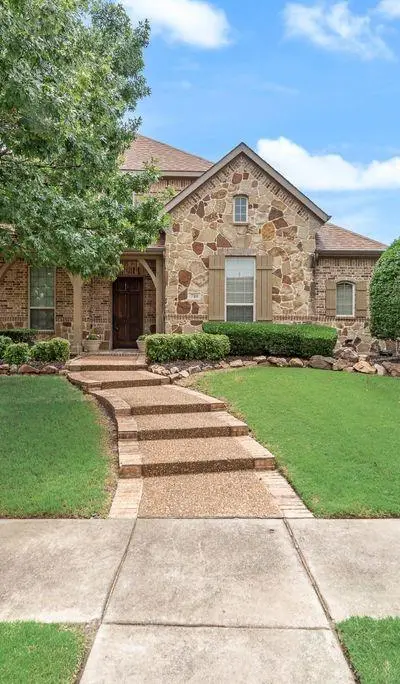 710 Essex Drive, Prosper TX 75078 - Photo 2