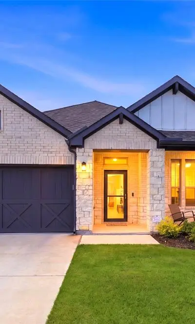 5545 Summit Creek Road, Fort Worth TX 76126 - Photo 2