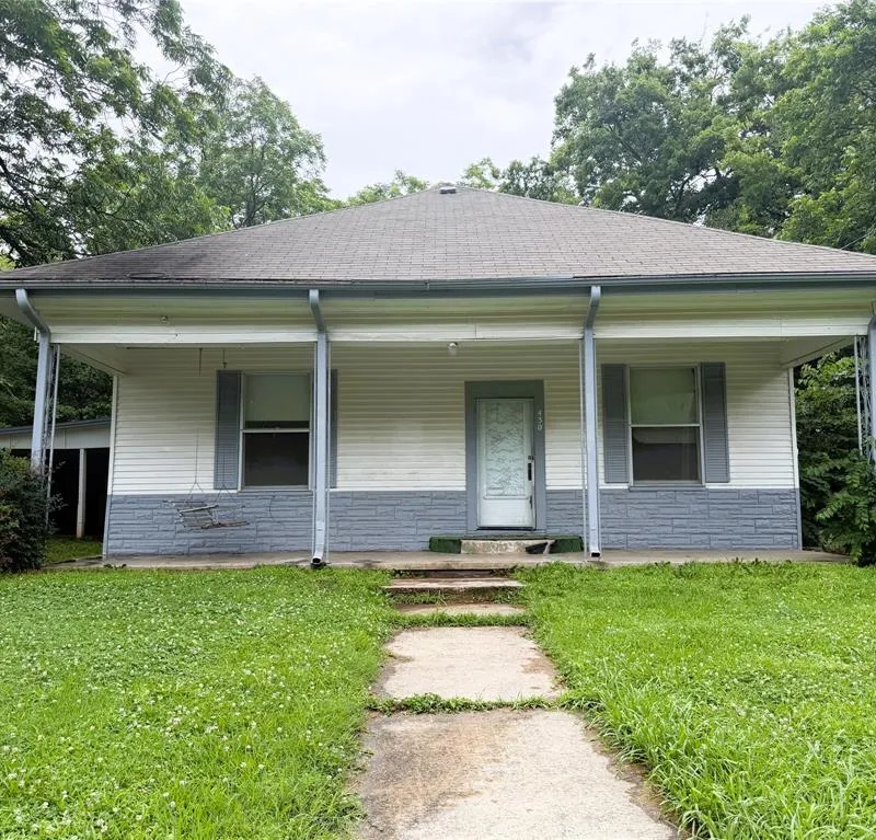 430 Faucett Street, Blossom TX 75416