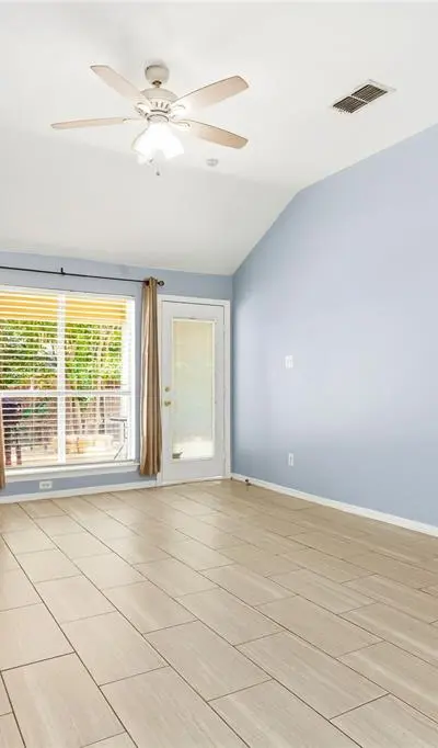 5503 Alta Verde Circle, Arlington TX 76017 - Photo 5