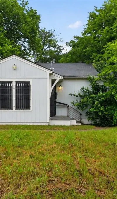 3102 Kellogg Avenue, Dallas TX 75216