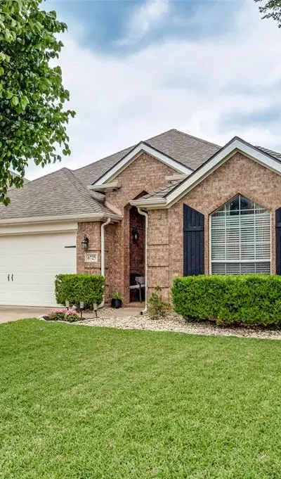 6725 Hayling Way, Denton TX 76210 - Photo 2
