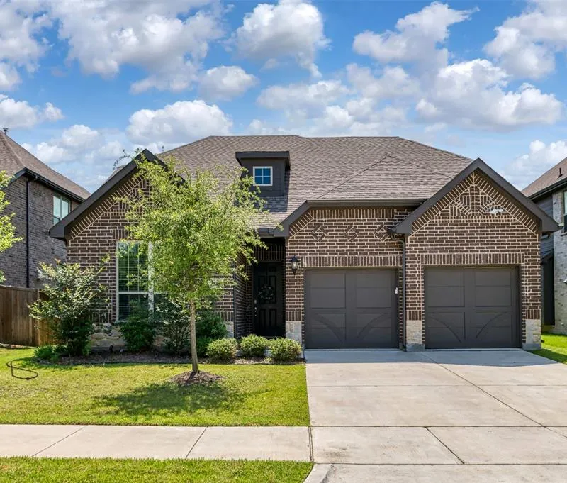 1804 Gristmill Drive, Mansfield TX 76063