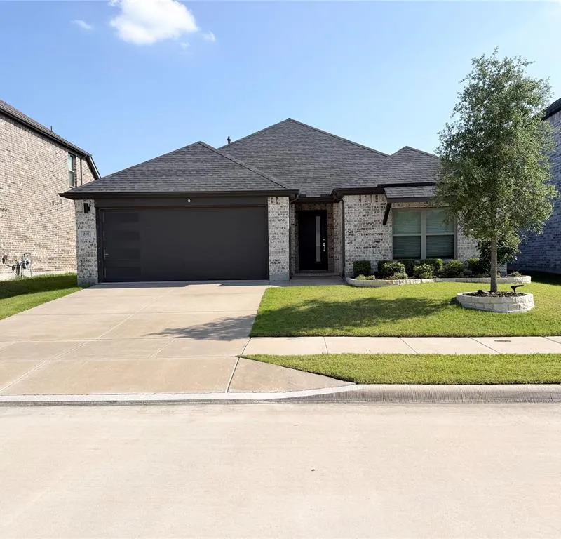218 Brookview Drive, Lavon TX 75166