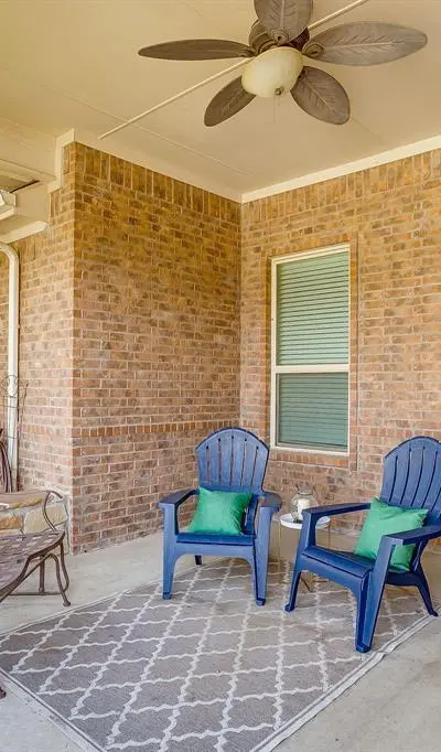 316 Madison Street, Burleson TX 76028 - Photo 5