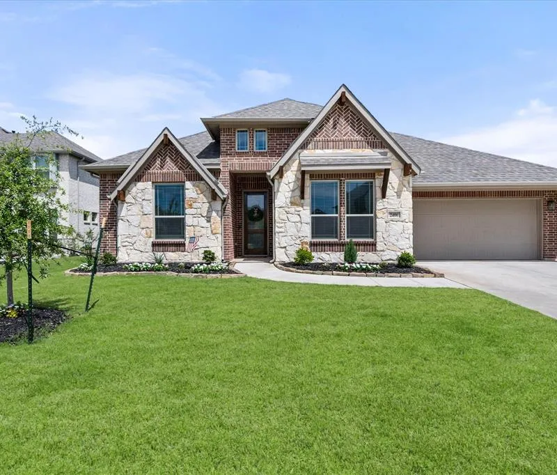 2406 Warrington Place, Mansfield TX 76084