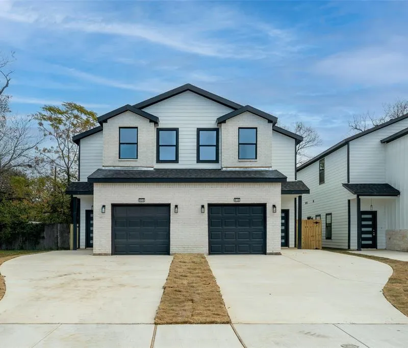 830 Stamps Avenue, Fort Worth TX 76114