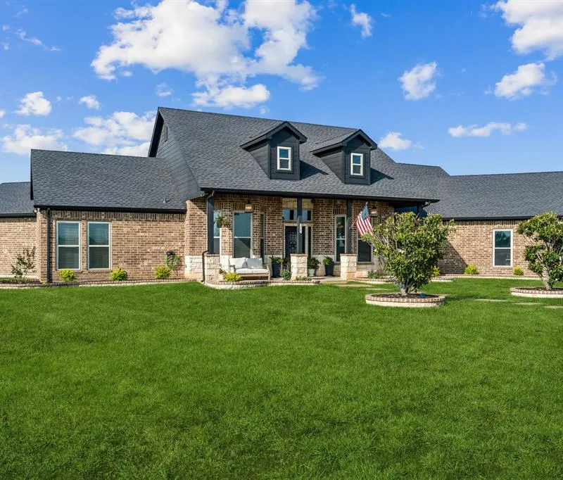 14341 Sam Reynolds Road, Justin TX 76247