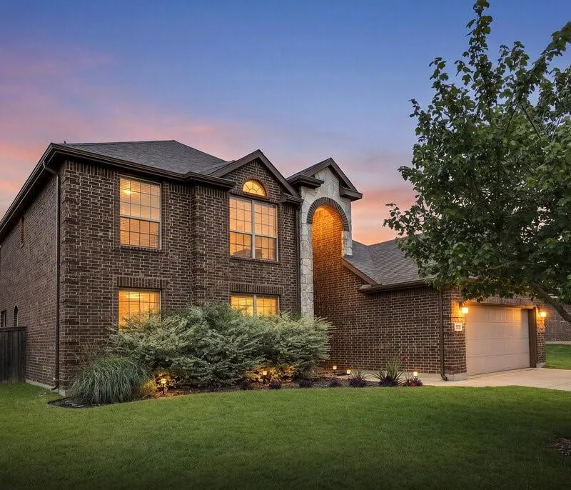 1046 Chandler Street, Kennedale TX 76060