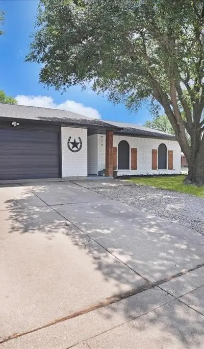7313 Lee Drive, Forest Hill TX 76140 - Photo 2