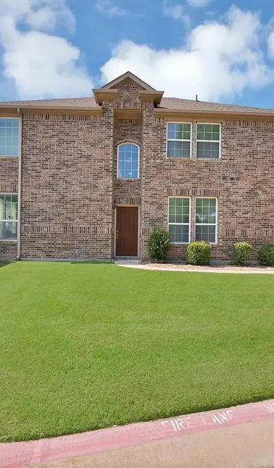 1946 Sherburne Street, Lewisville TX 75067 - Photo 2
