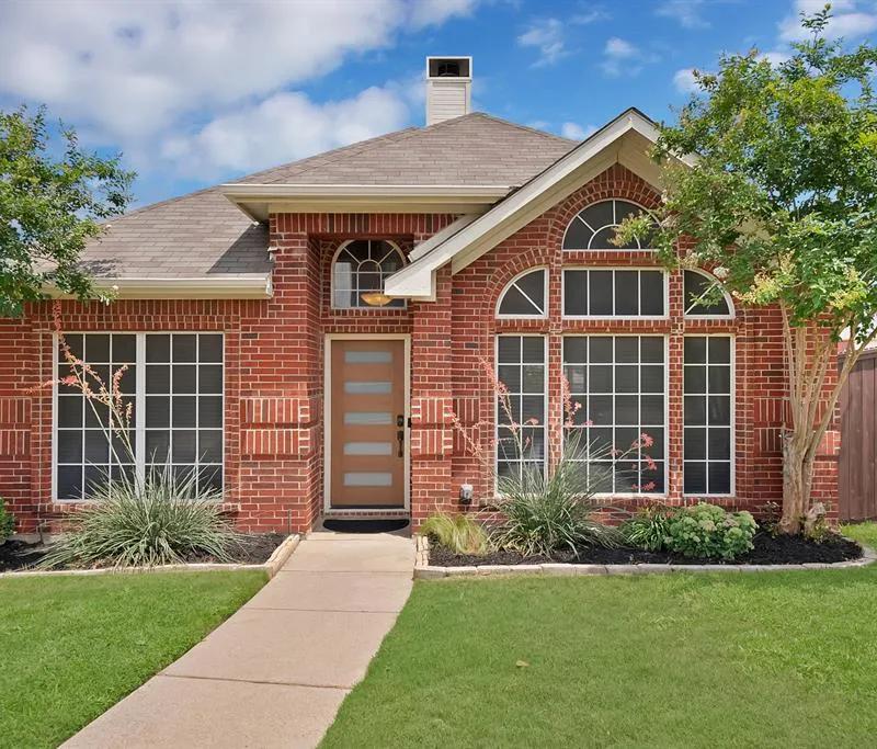 1348 Dallshan Drive, Carrollton TX 75007
