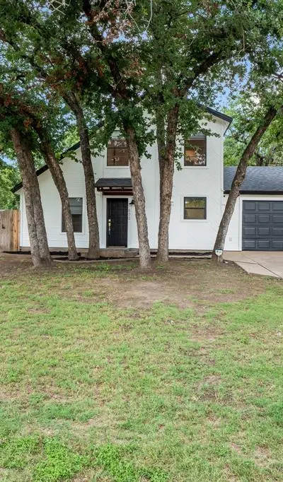 600 Lost Trail, Granbury TX 76049