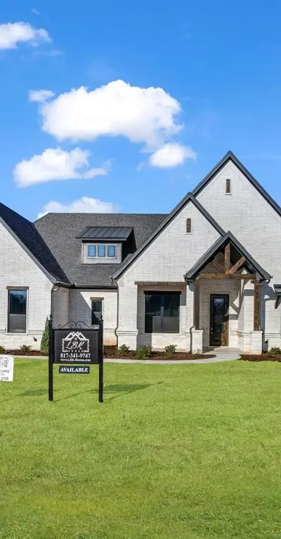 212 Desperado Court, Weatherford TX 76088