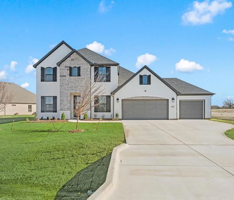 116 Evanston Court, New Fairview TX 76078