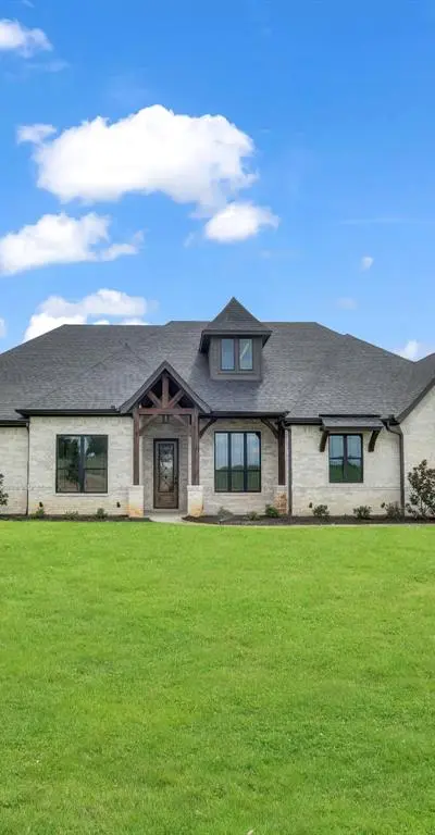 313 Wrangler Court, Weatherford TX 76088