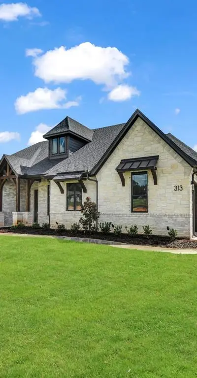 313 Wrangler Court, Weatherford TX 76088 - Photo 3