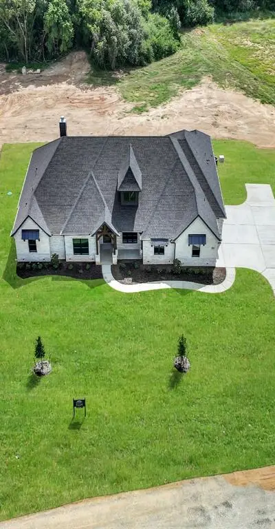 313 Wrangler Court, Weatherford TX 76088 - Photo 4