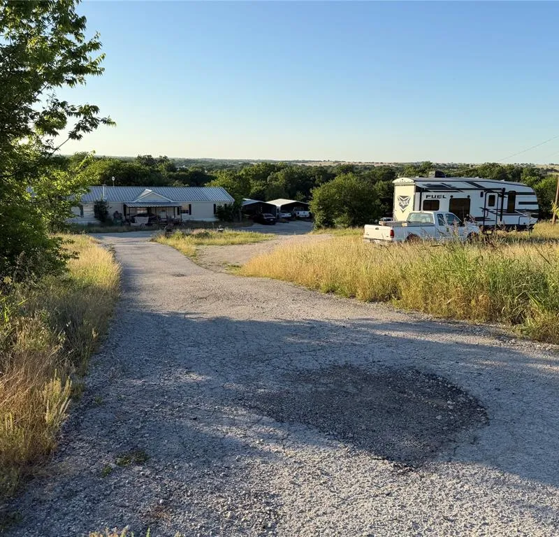 280 Coyote Trail, Rhome TX 76078