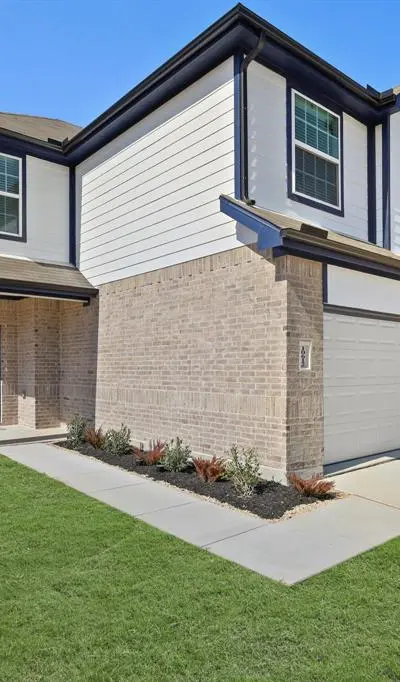 10612 Brocket Lane, Fort Worth TX 76036 - Photo 3
