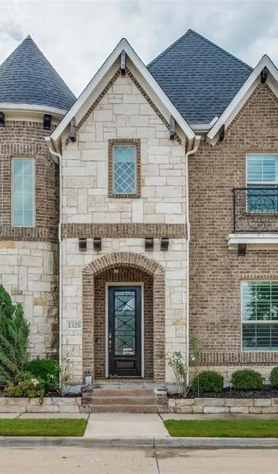 1328 Viridian Park Lane, Arlington TX 76005